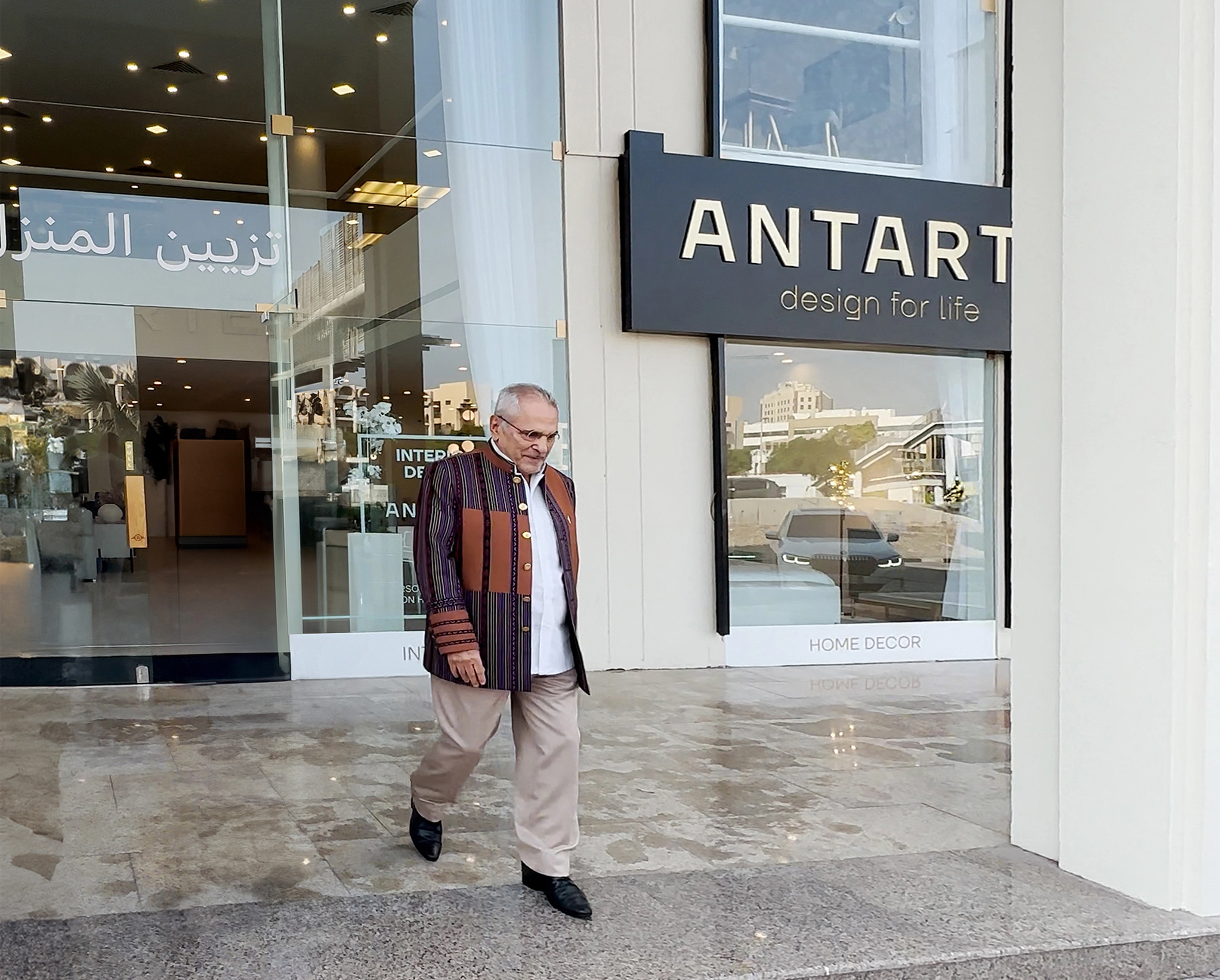 Dubai: the first store in the Middle East