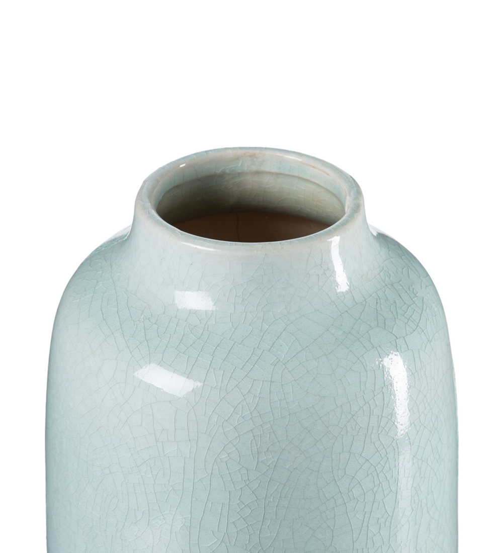 Ceramic vase in turquoise