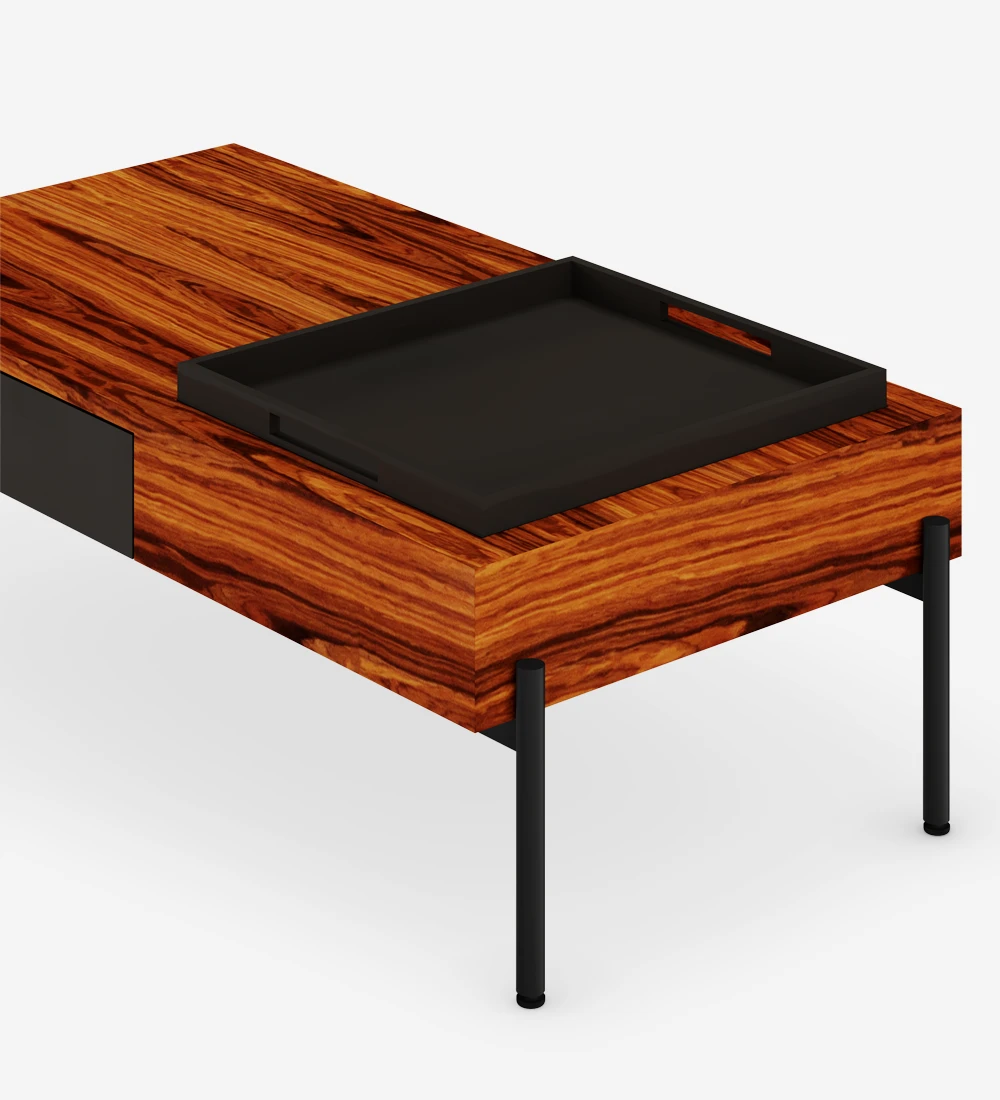 Table basse rectangulaire en palissandre brillant, tiroir et plateau en noir, structure en métal laqué noir, pieds de réglage.