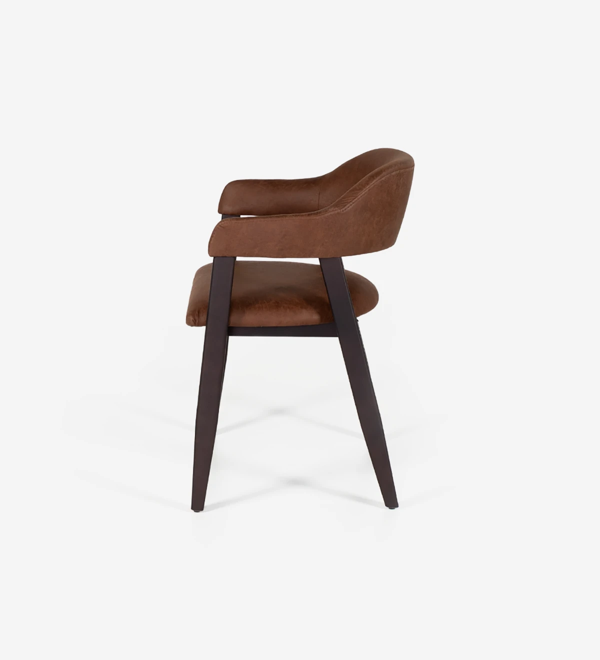 Chaise en bois de frêne brun foncé avec accoudoirs, assise et dossier rembourrés en tissu.