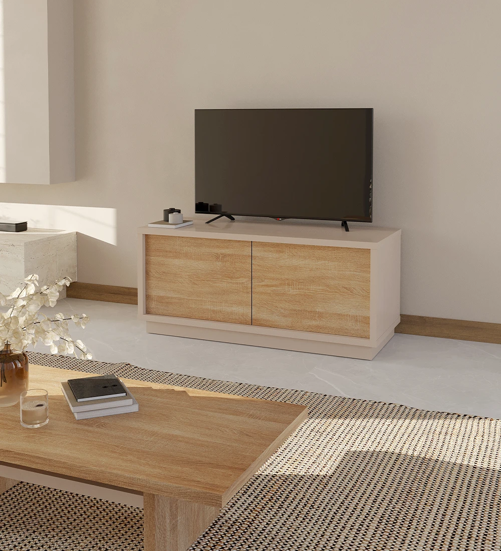 Meuble TV avec 2 portes en chêne naturel, avec structure et plinthe en perle.