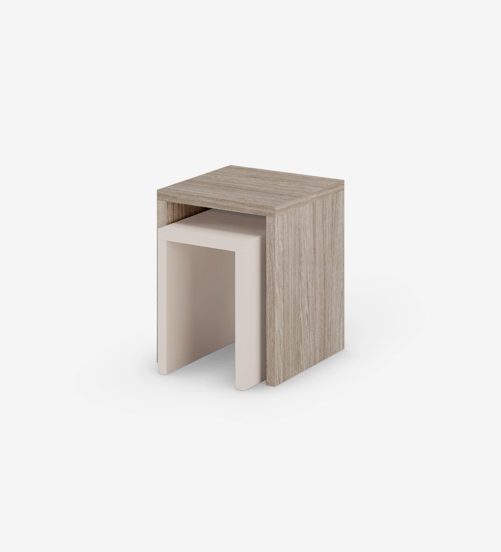 Set of side tables in decapé oak and pearl.