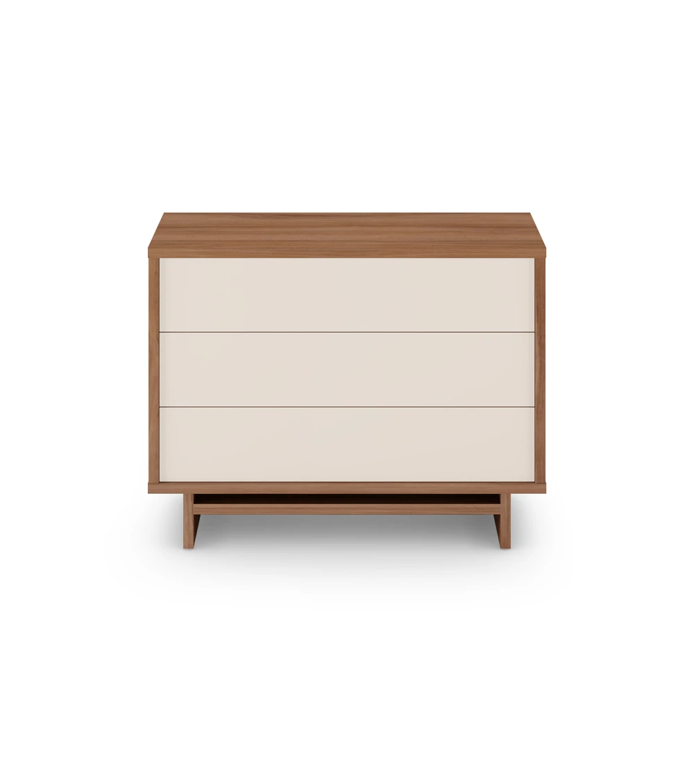 Dresser with 3 drawers in pearl, with structure in walnut.