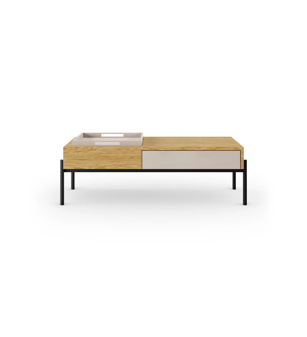 Table basse rectangulaire en chêne naturel, avec tiroir et plateau en perle, structure en métal laqué noir, pieds avec niveleurs.