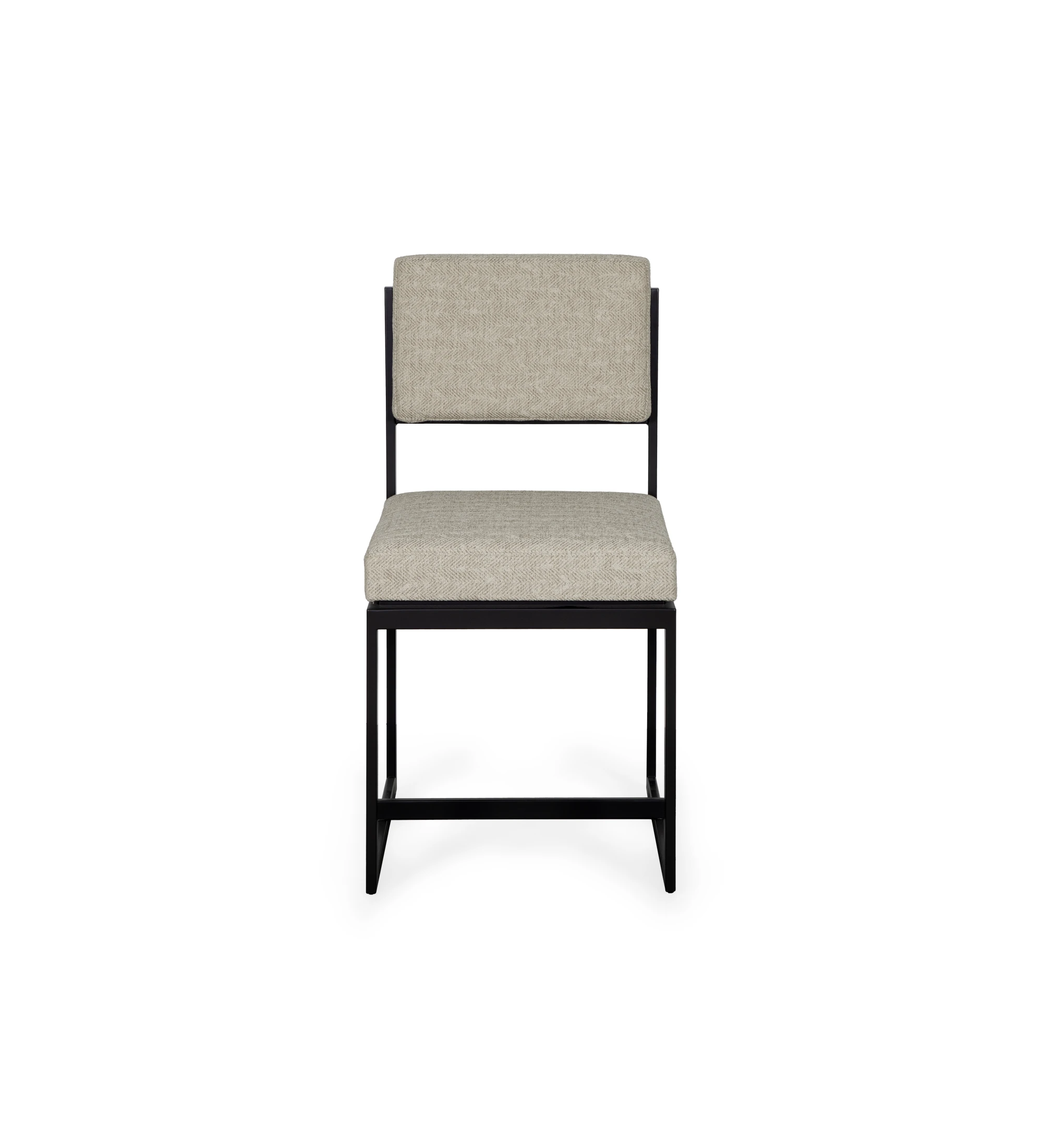 Cadeira com assento e encosto estofado a tecido, com estrutura metálica lacada a negro