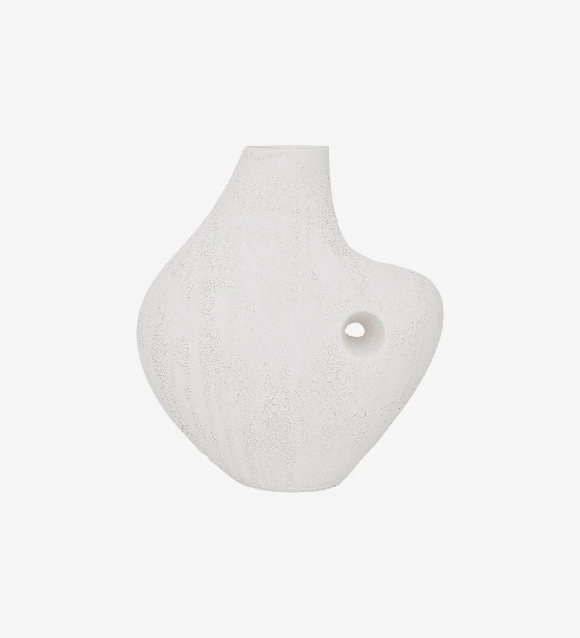 Vase fait main avec structure en céramique faite à la main de couleur perle et de texture sable.