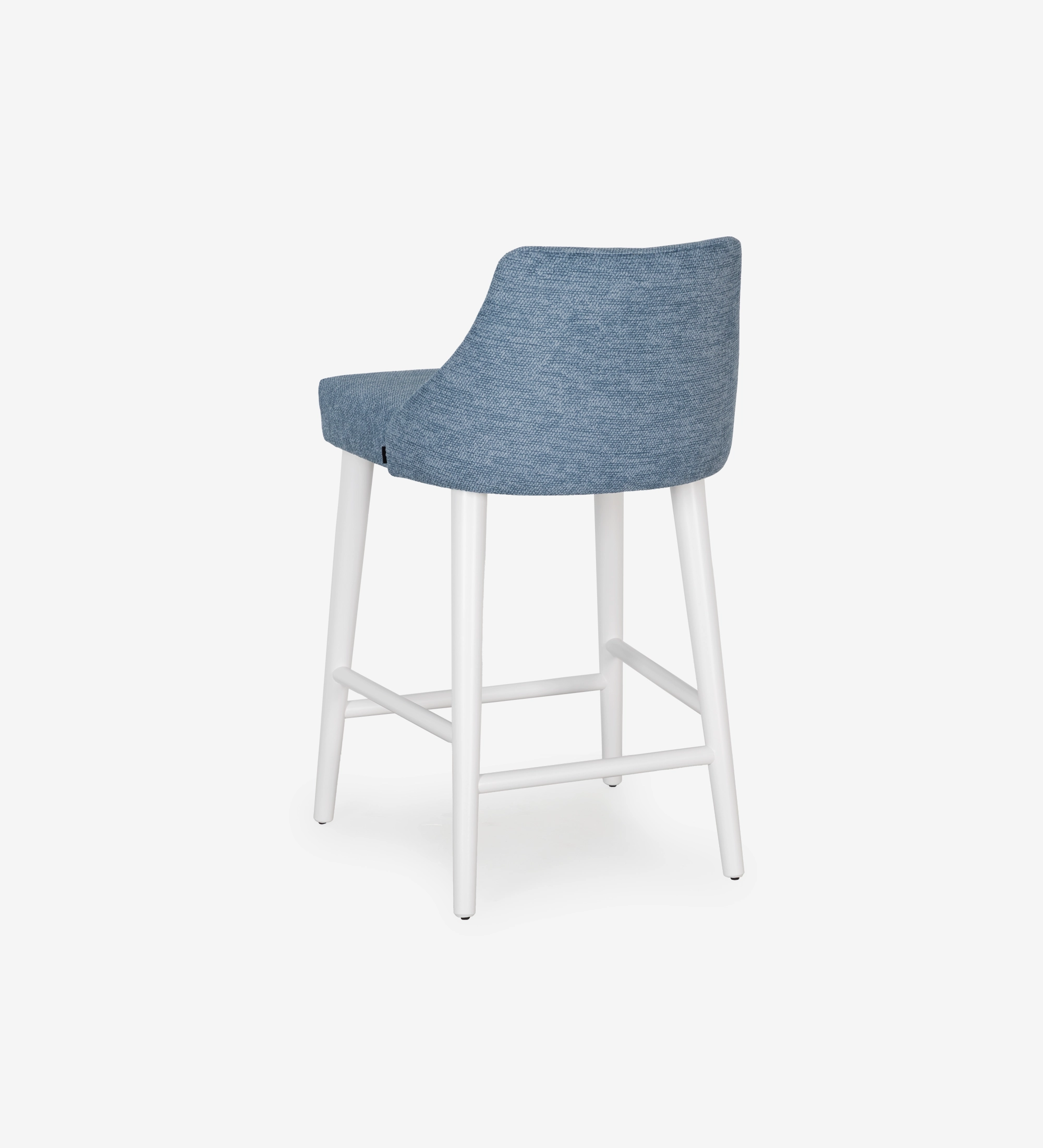 Taburete Oslo tapizado en tela azul, pies lacados perla.