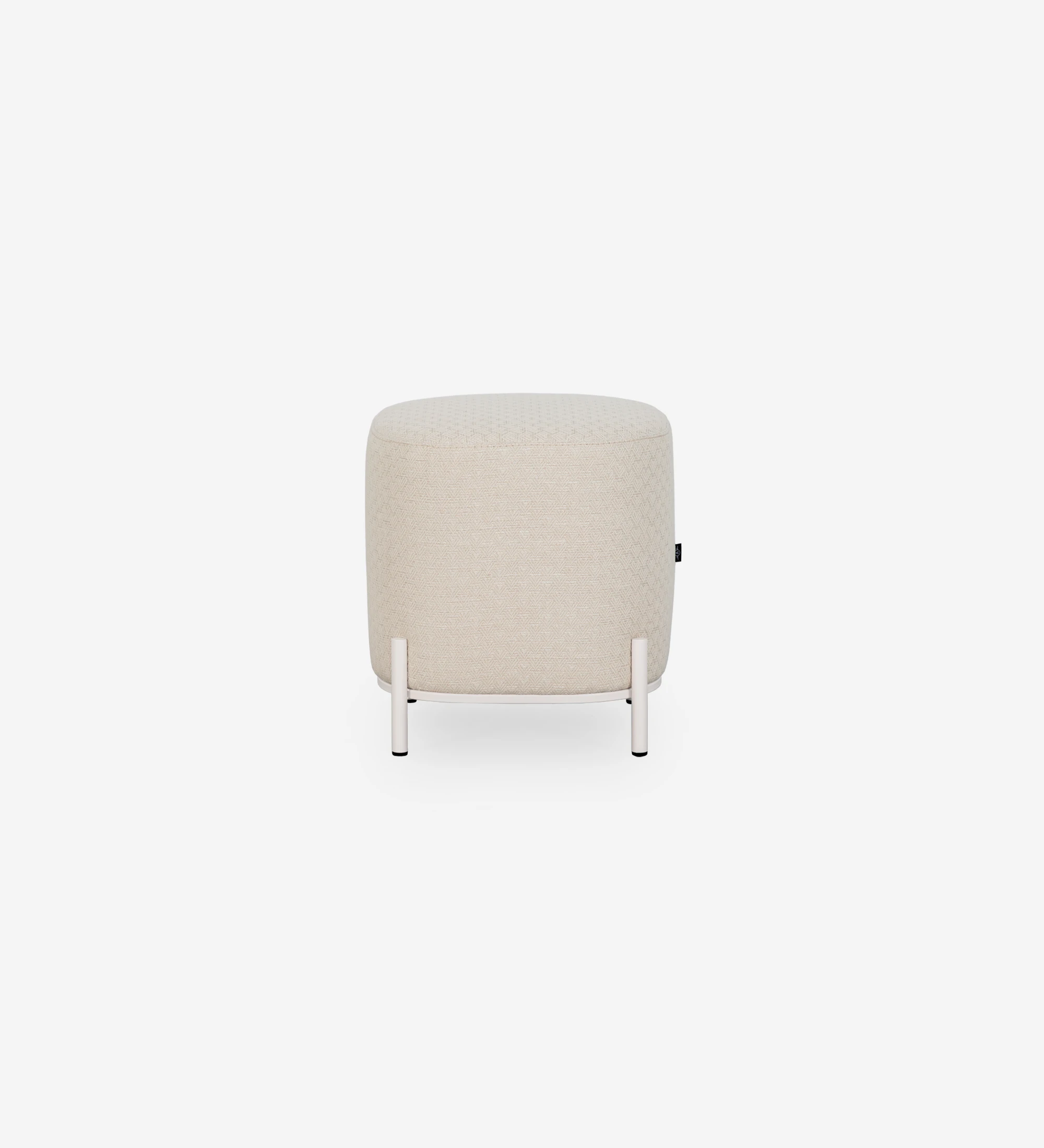 Cannes square puff, upholstered in beige fabric, pearl lacquered metallic feet, 38 x 38 cm.
