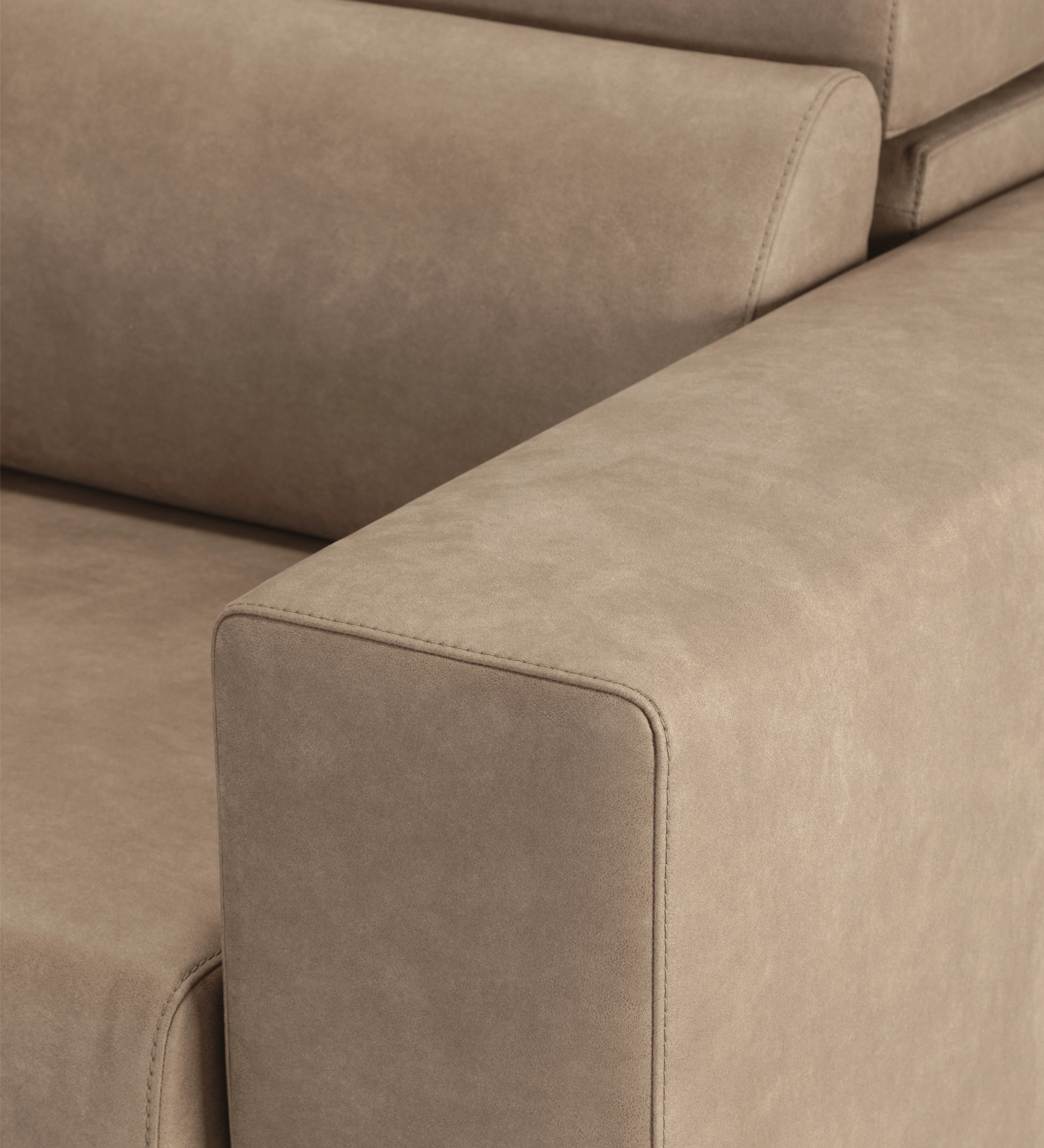 Oporto 3-seater sofa upholstered in camel fabric, reclining headrests and sliding seats, 250 cm.