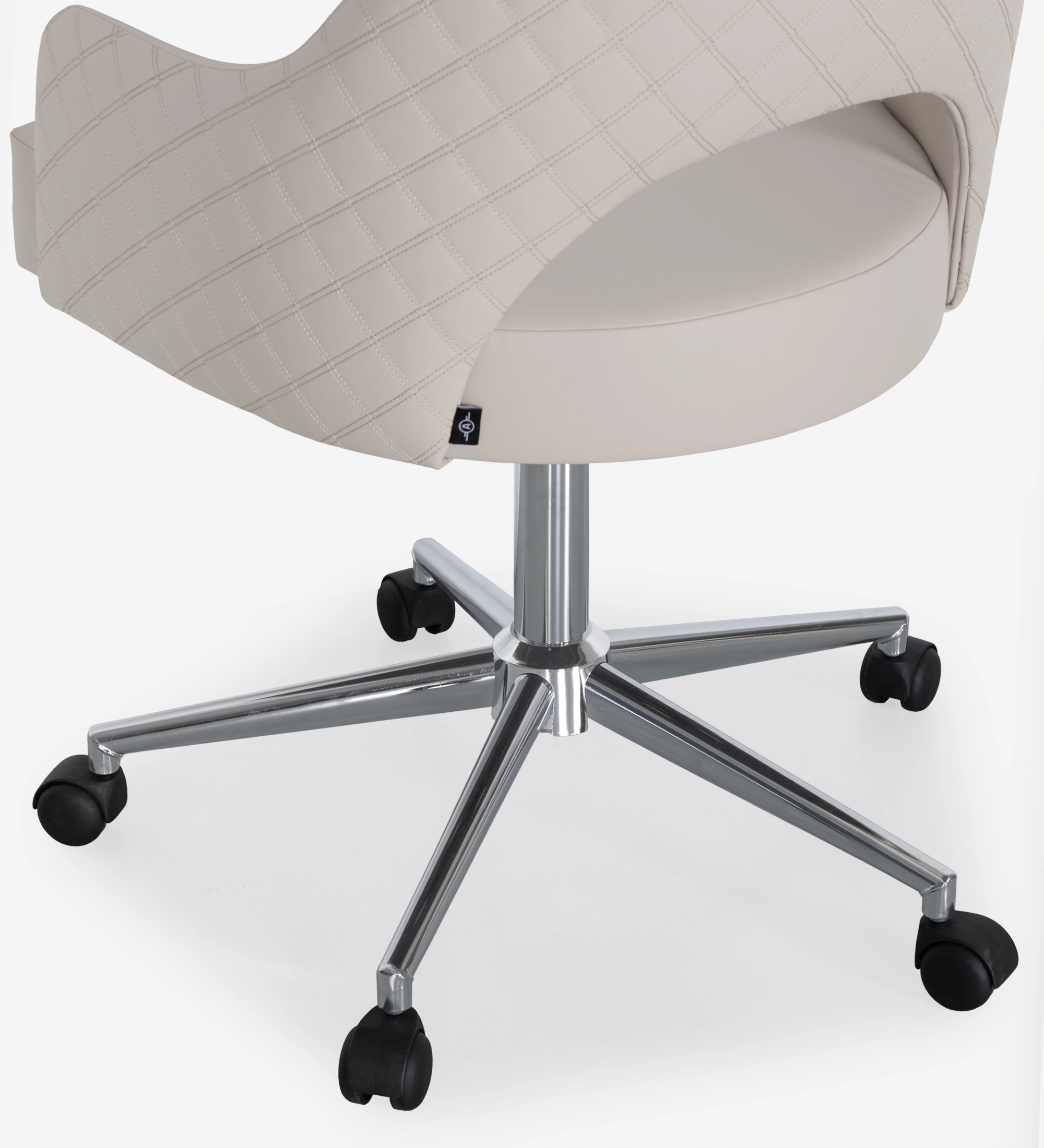 Giratoria tapizada en tejido beige