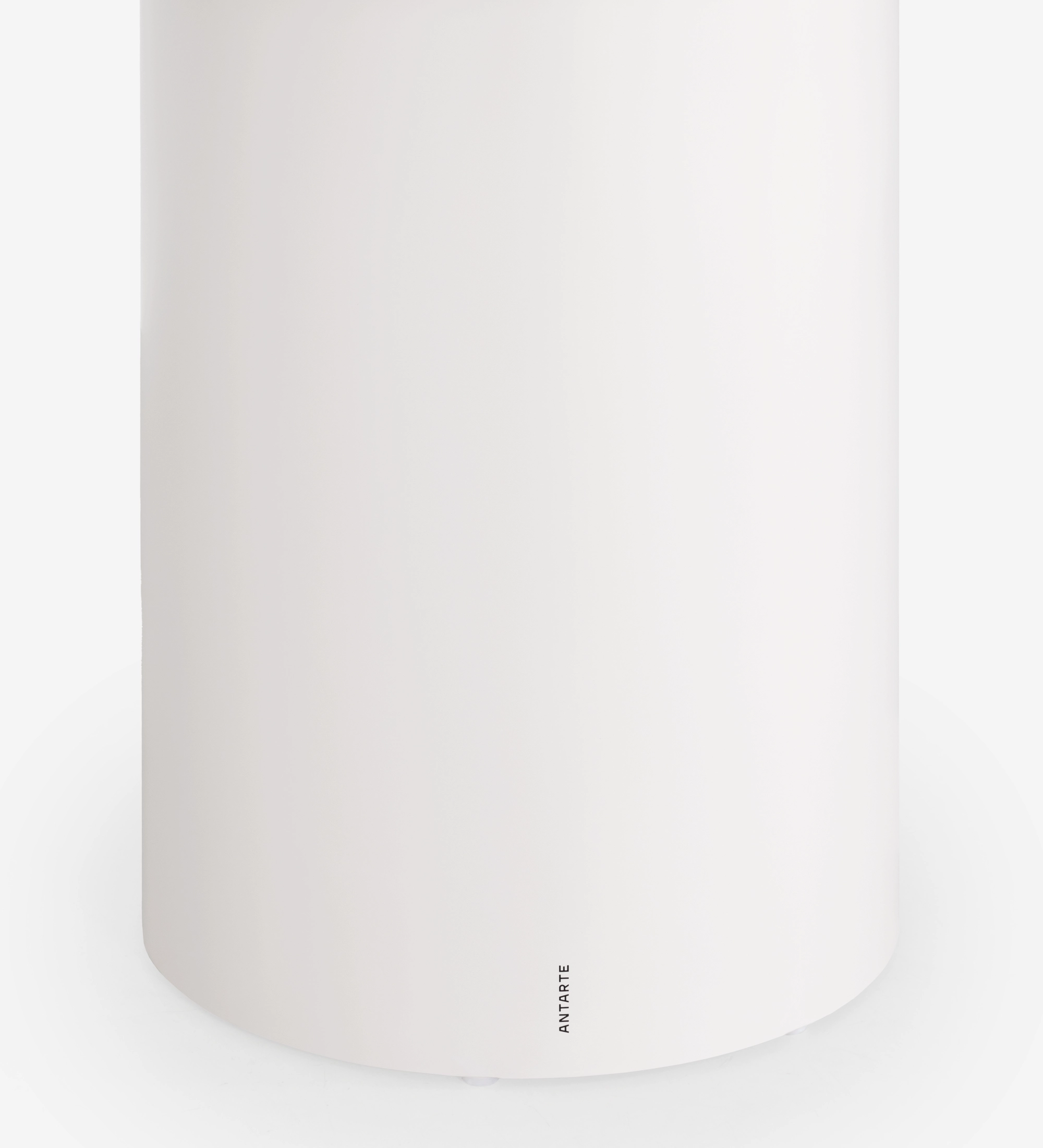 Pied cylindrique blanc de table avec logo vertical