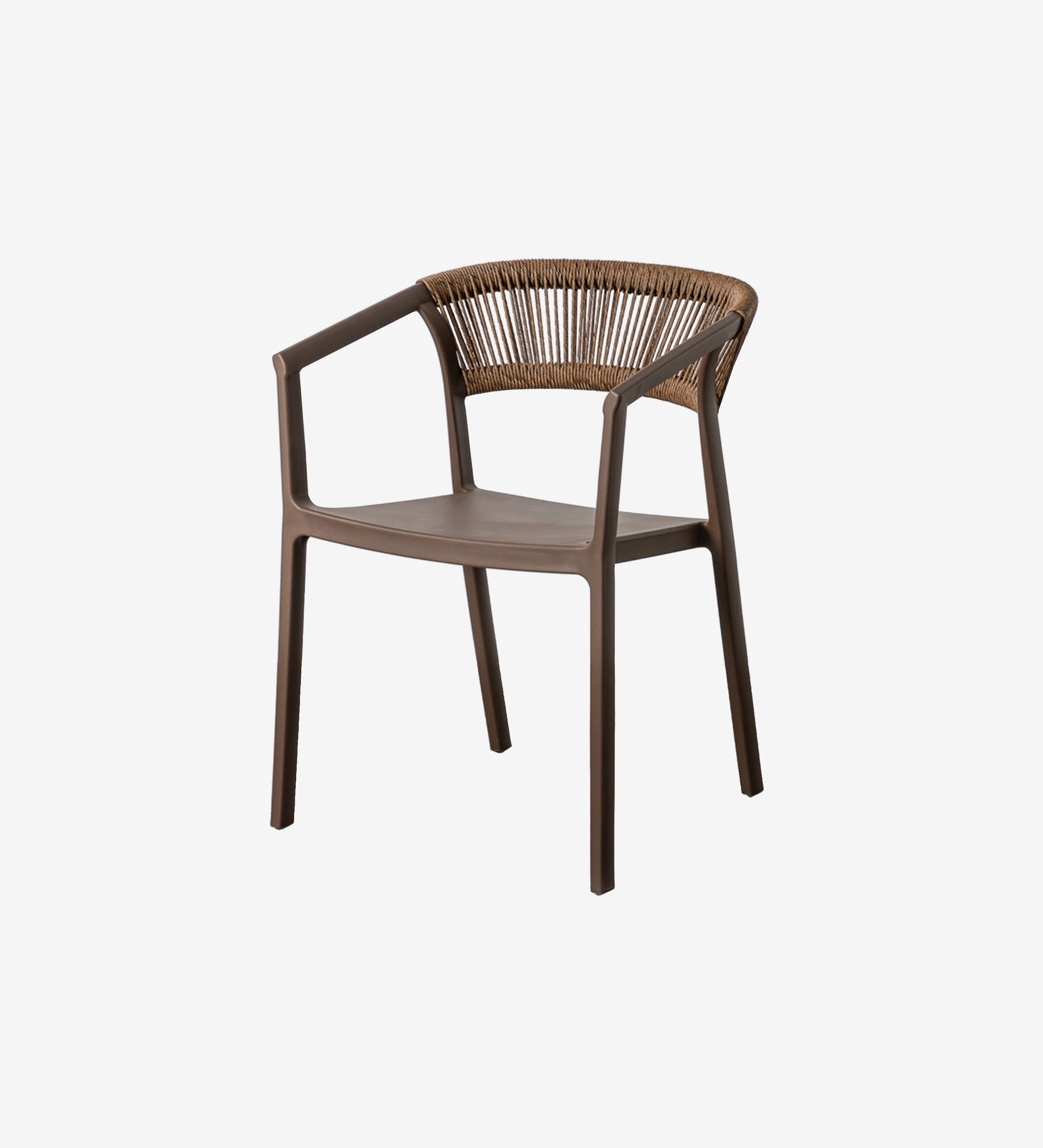 Cadeira Caminha castanha com encosto em corda, braços e assento em plástico