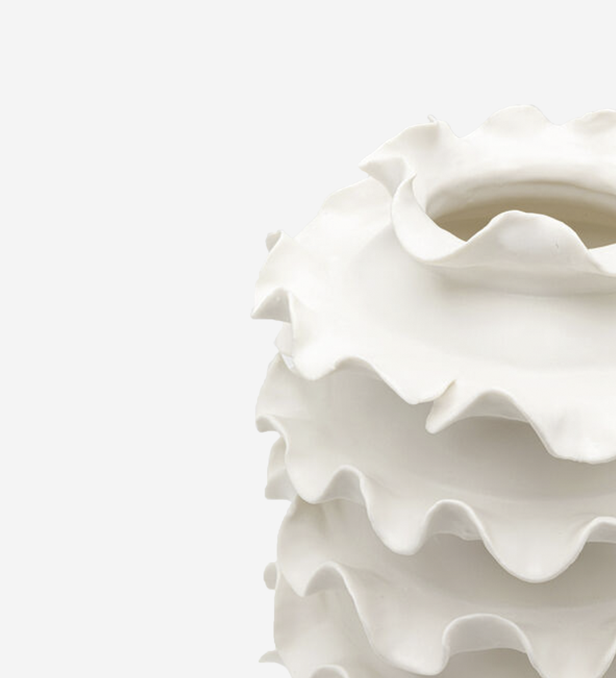 Vase Viento blanc en céramique à étages ondulés