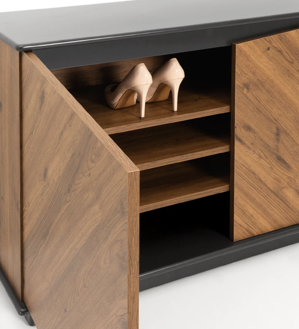 Shoes cabinet with 2 doors and aged oak frame, black lacquered baseboard and detail.