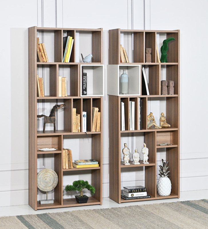 Vertical bookcase, in walnut with a pearl lacquered module.