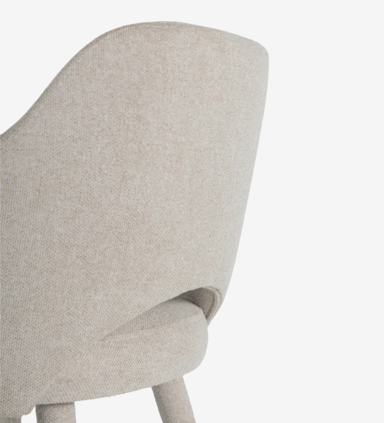 Chair with armrests upholstered in fabric.