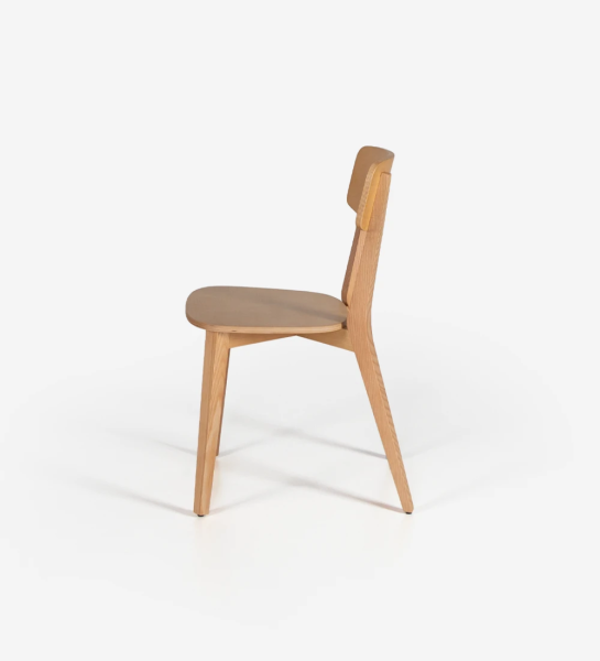 Chair in ash wood natural color.