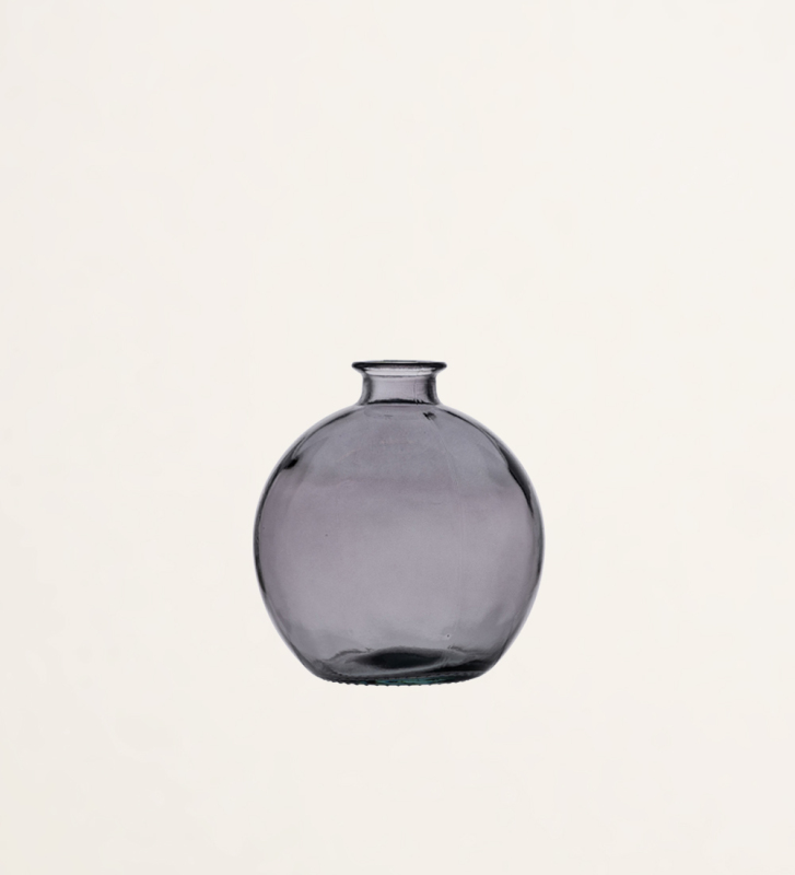 Vase en verre gris recyclé