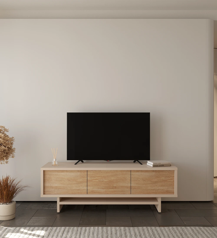 Móvel TV com 3 portas em carvalho cor natural, com estrutura em pérola.