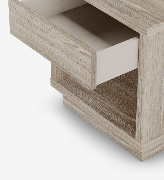 Table de chevet avec 1 tiroir et structure en chêne decapé.