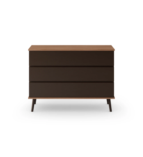 Oslo dresser with 3 drawers and dark brown lacquered feet, walnut structure, 120 x 87,6 cm.