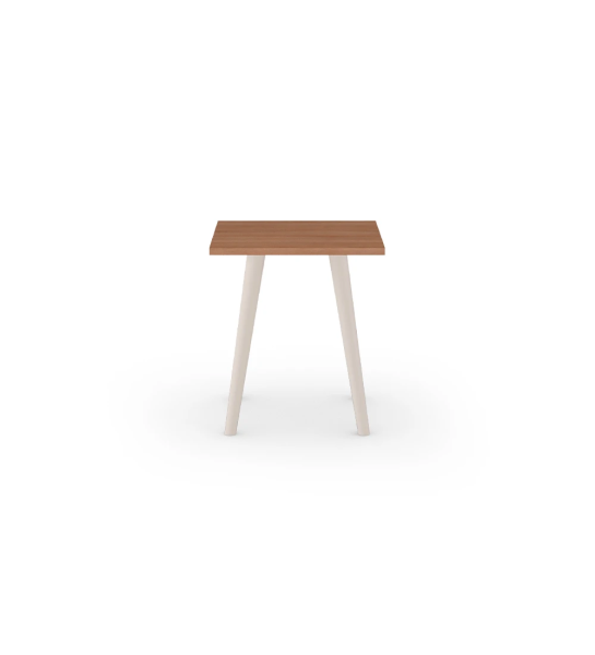Mesa auxiliar Oslo cuadrada, tapa de nogal y pies lacados perla, 45 x 45 cm.