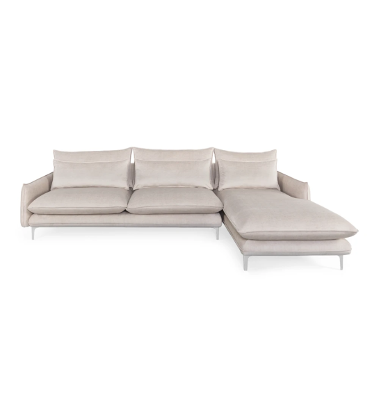 Sofá Veneza 3 lugares e chaise longue direita, estofado a tecido bege, pés metálicos, 302 cm.