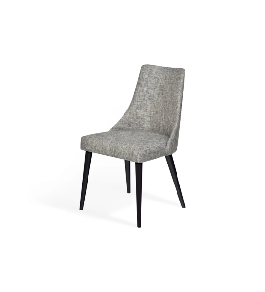 Silla Oslo tapizada en tela gris, pies lacados negro.