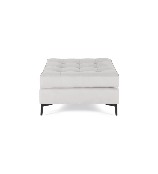 Pouf Barcelona carré, ??recouvert en tissu gris clair, pieds en métal laqué noir, 85 x 85 cm.