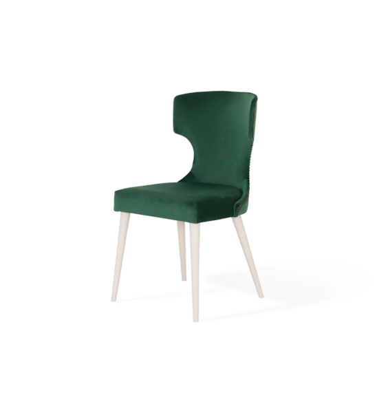 Chaise recouverte de tissu, avec un dossier noir et des pieds laqués perle.