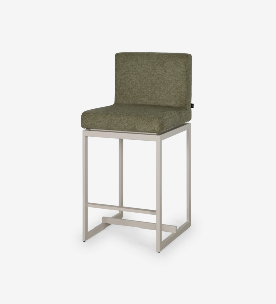 Taburete con asiento y respaldo tapizados en tela, con estructura de metal lacado en perla