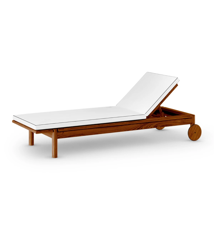 Lounger with fabric upholstered cushion and structure in honey-colored natural wood.