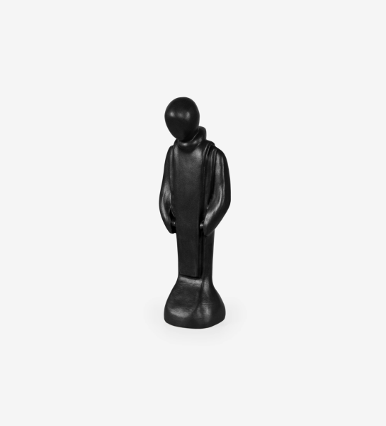 Escultura hecha a mano en cerámica, color negro mate.