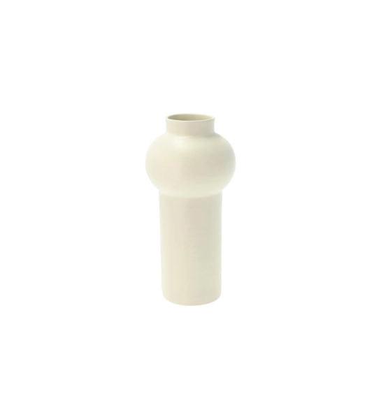 Jarra feita à mão grés offwhite com esmalte relativo.