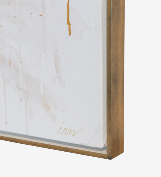 Cuadro abstracto y relieve en tonos blancos y dorados, marco de madera color dorado, 104 x 104 cm.