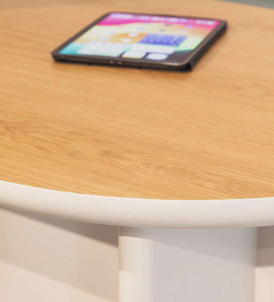 Desk with natural oak top and pearl lacquer legs.