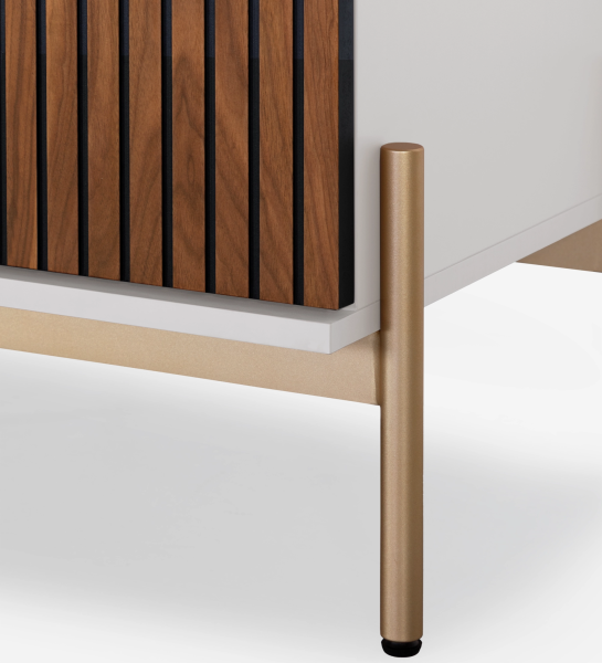 Meuble TV Cannes 2 portes et 2 tiroirs en noyer naturel, structure perlée et pieds en métal laqué doré avec niveleurs, 200 x 64,5 cm.