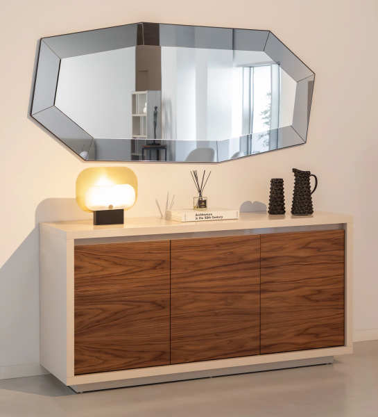 Sideboard with 3 doors in natural walnut, pearl lacquered structure, and pearl glass detail.
