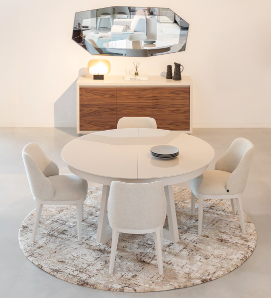 Sideboard with 3 doors in natural walnut, pearl lacquered structure, and pearl glass detail.