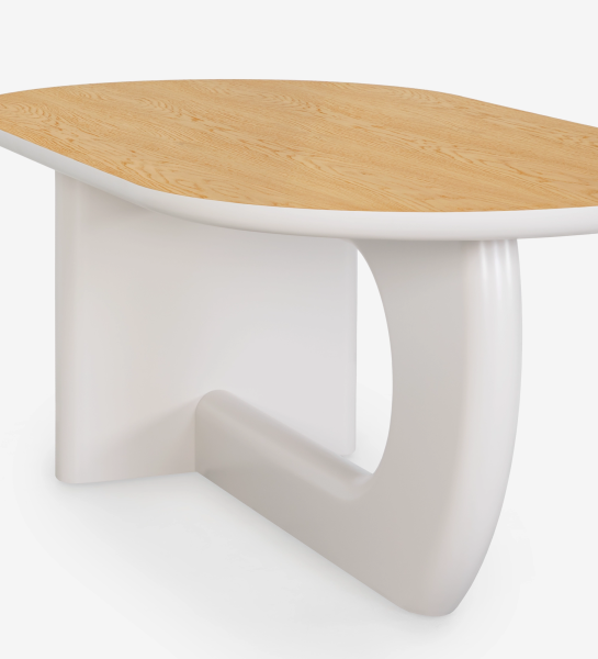 Mesa de jantar oval com tampo em carvalho natural e pé lacado a pérola.