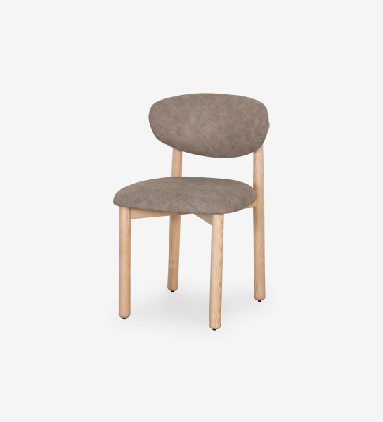Chair in natural ash wood, with seat and backrest upholstered in toffee fabric.