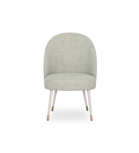 Fauteuil Geneve recouvert en tissu vert, pieds laqués perle et détail doré.