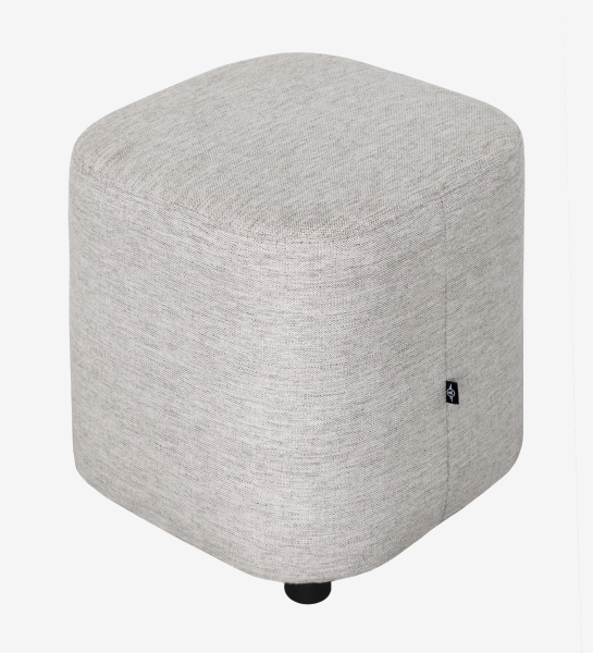 Pouf Cannes carré, recouvert en tissu gris, pieds noirs, 40 x 40 cm.