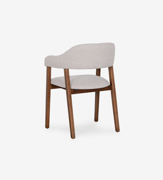 Chaise Capri en tissu gris clair avec dossier incurvé et pieds en bois