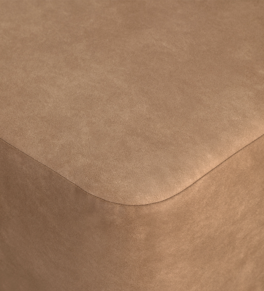 Maple Paris canto estofado em camurça castanho com costura arredondada