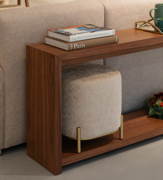 Console in natural walnut