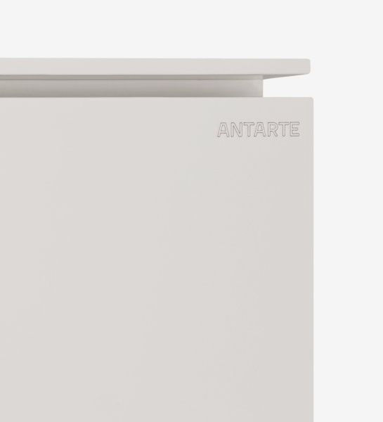 Vitrine Geneve branca com canto superior e logótipo Antarte em relevo
