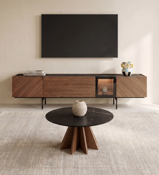 Meuble TV Lagos en bois avec niche éclairée et pieds métalliques
