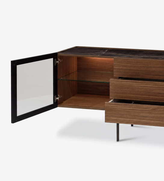 Buffet Lagos en bois foncé avec porte vitrée ouverte, étagère en verre et tiroirs