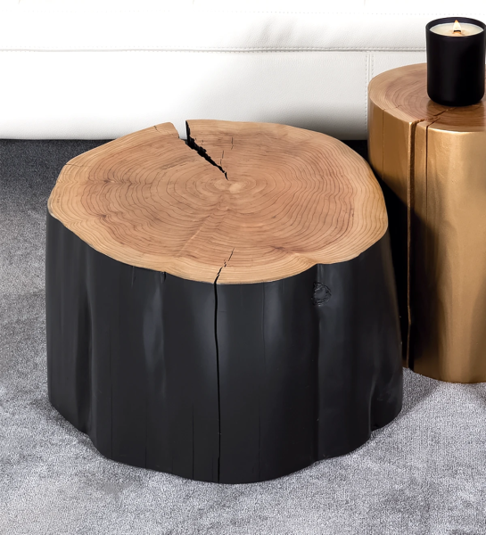 Medium trunk center table in natural black lacquered cryptomeria wood
